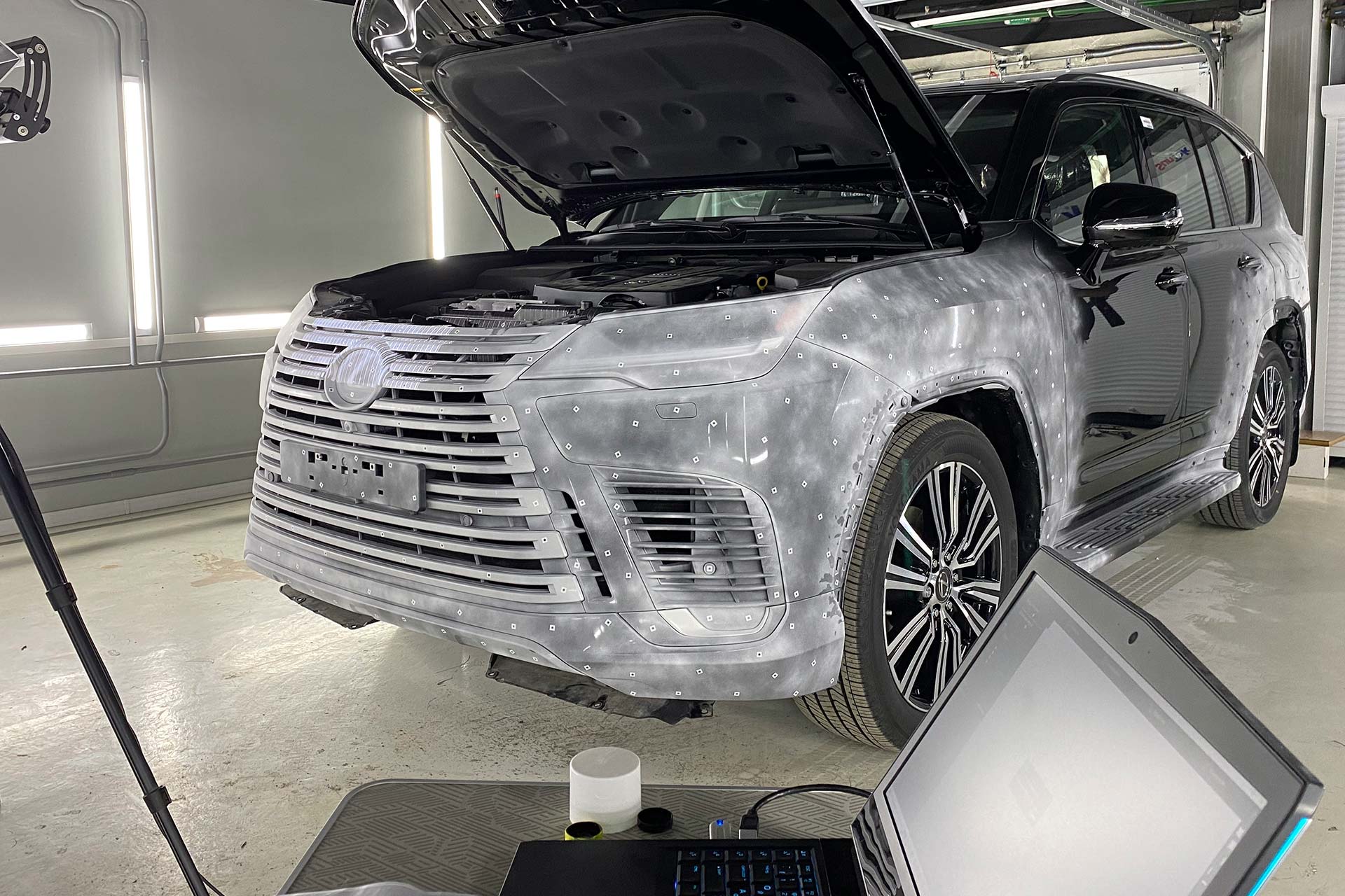 Обвес для новейшего Lexus LX