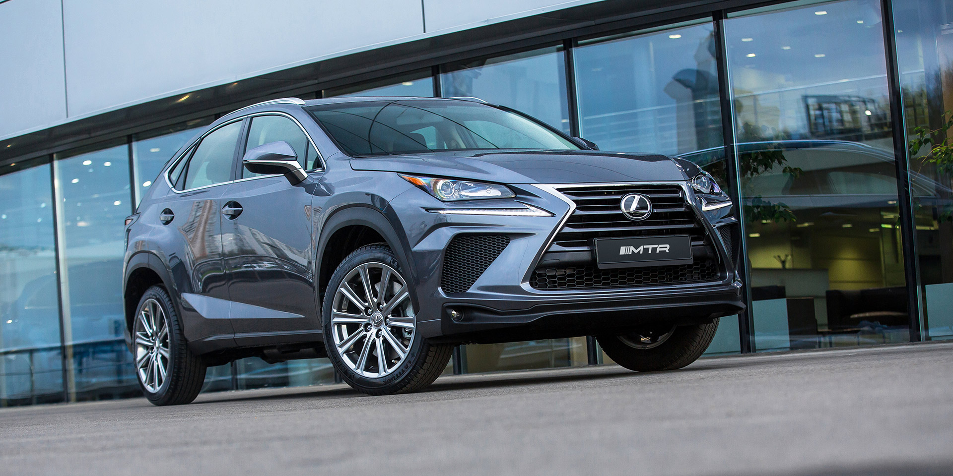 Lexus NX (Z10)